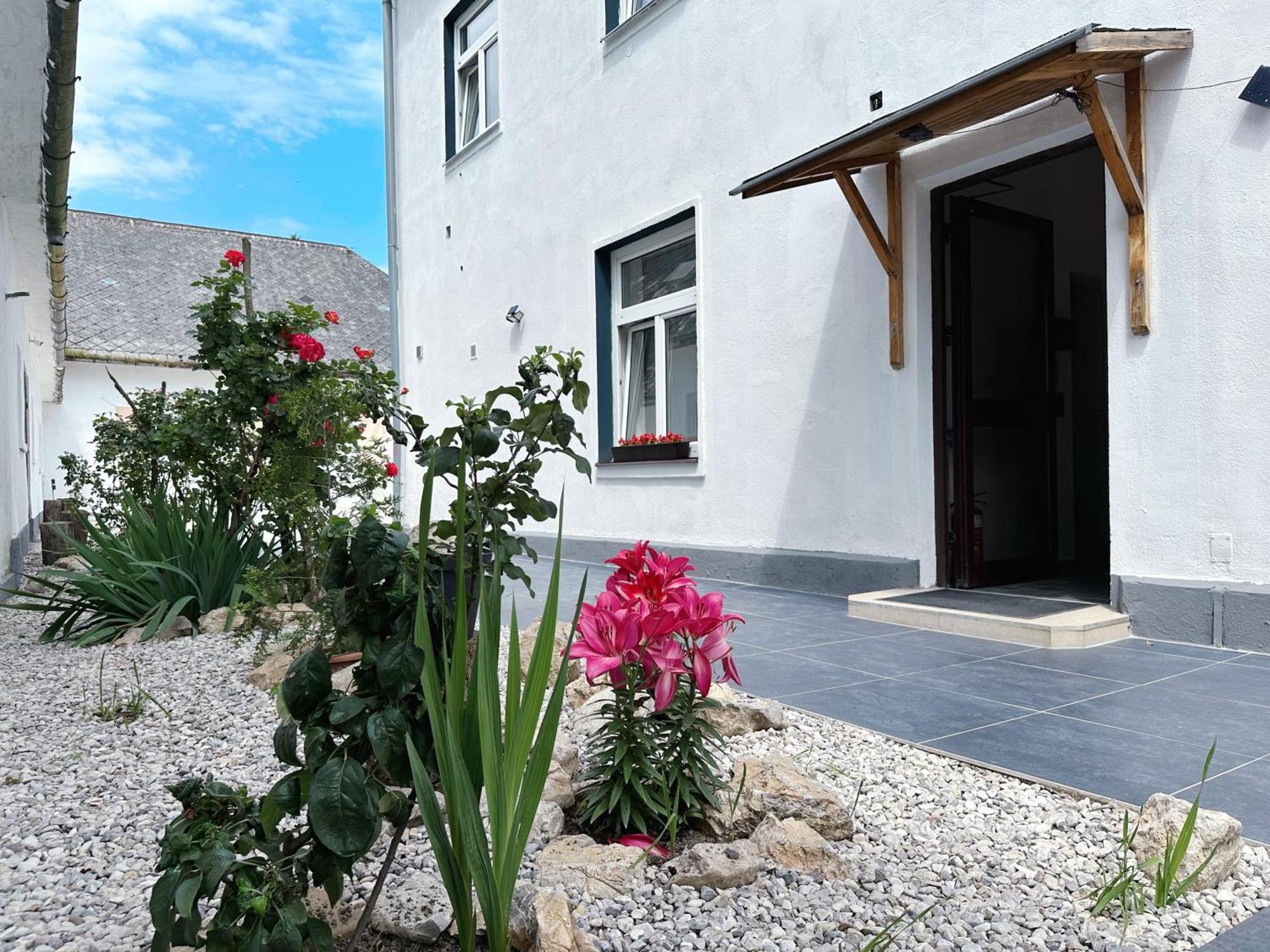 Up Resistances G Baden Exterior foto